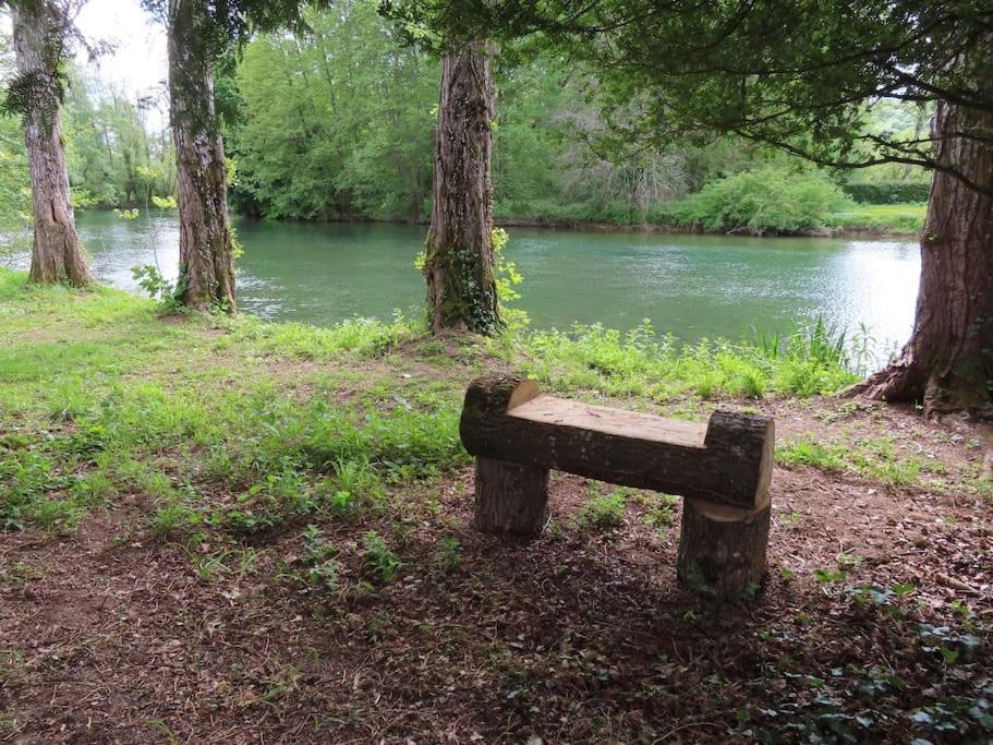 Seine En Bulles Villa บา-ซัวร์-แซน ภายนอก รูปภาพ